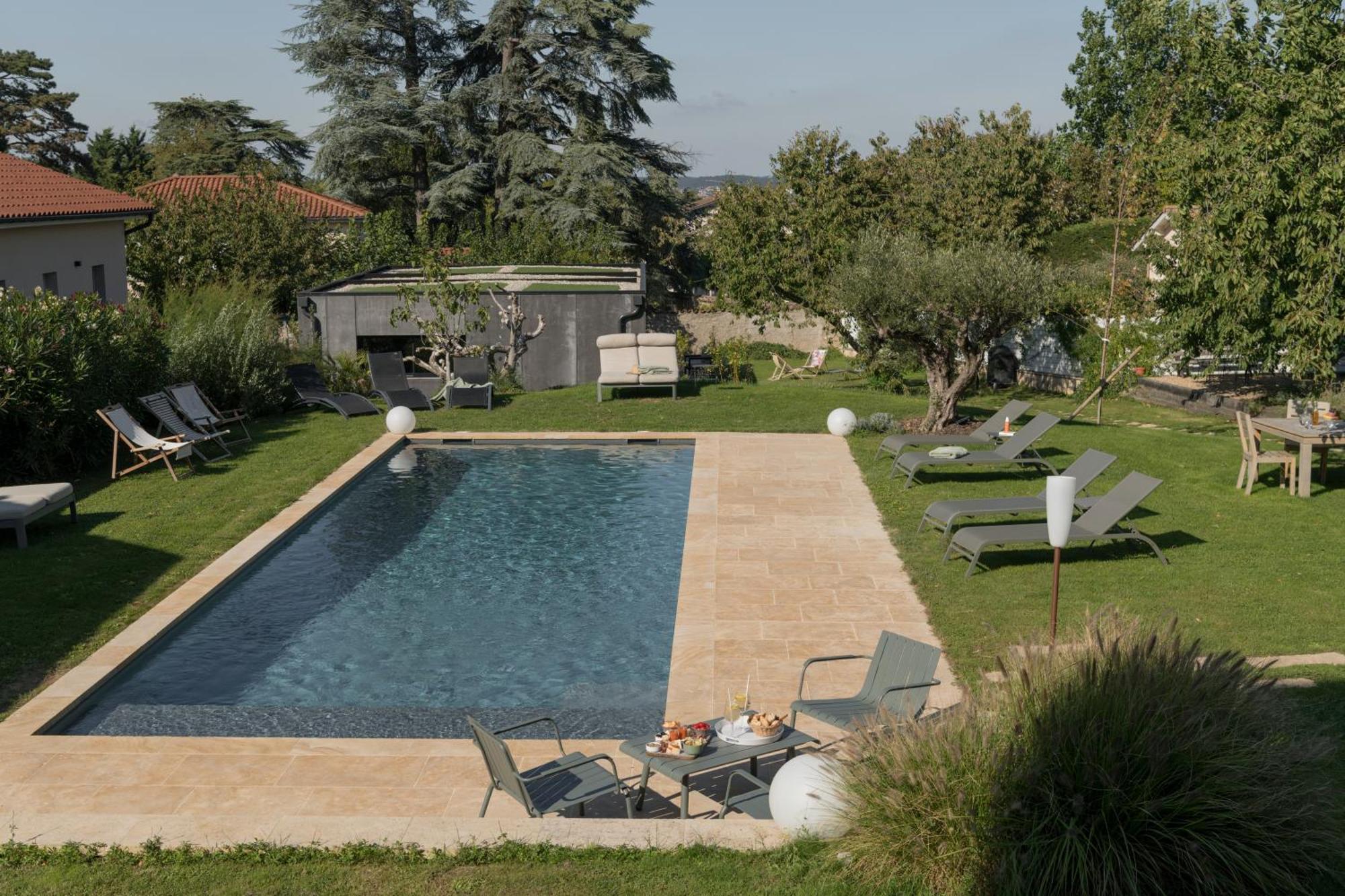 La Maison Des Monts D'Or Saint-Germain-au-Mont-dʼOr Exterior foto